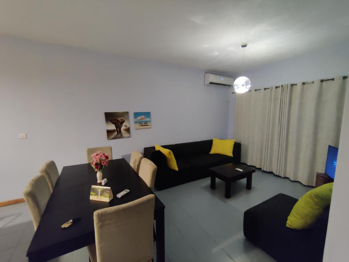 Ashiana Oceanside Apartment Flic-en-Flacq Exteriér fotografie